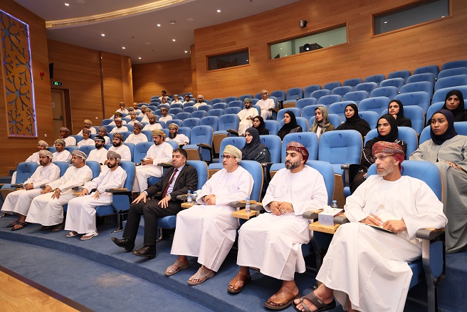 جهاز الرقابة ينفذ لقاءًا توعويًا لمنتسبي هيئة تنظيم الاتصالات