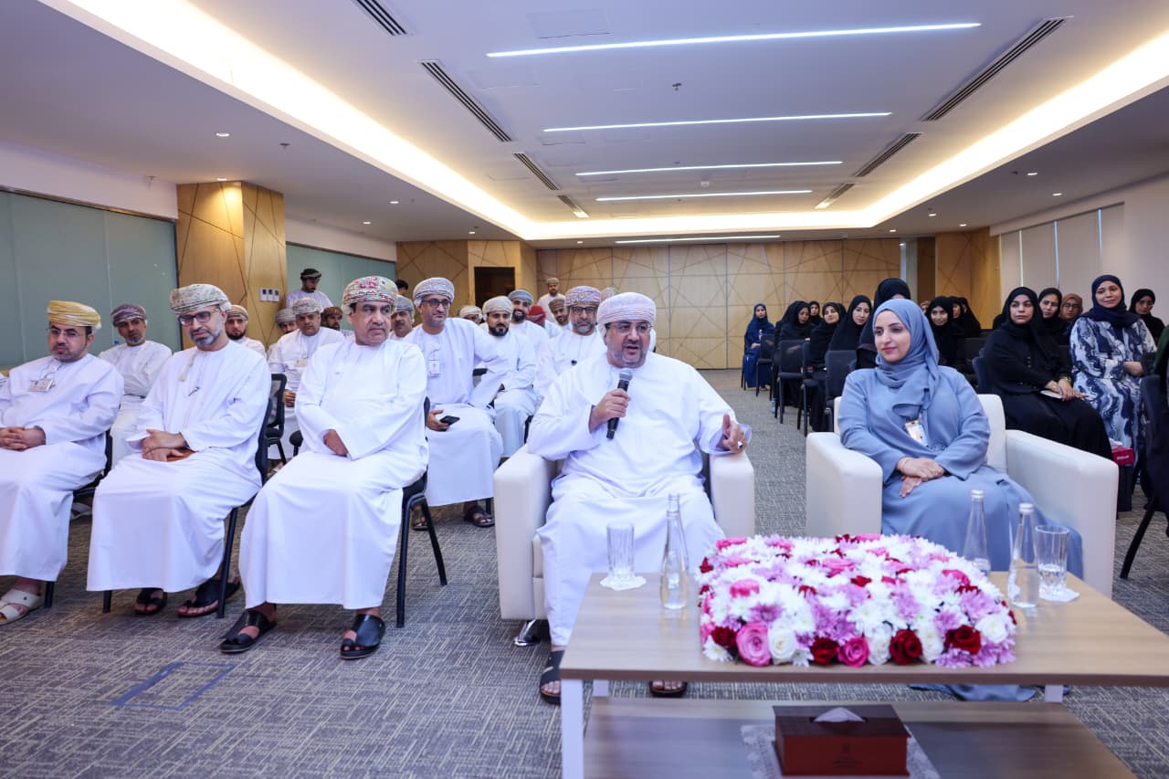 جهاز الرقابة ينفذ محاضرةً توعوية حول الأدوار الوطنية والشراكة المؤسسية في حماية المال العام وتعزيز النزاهة