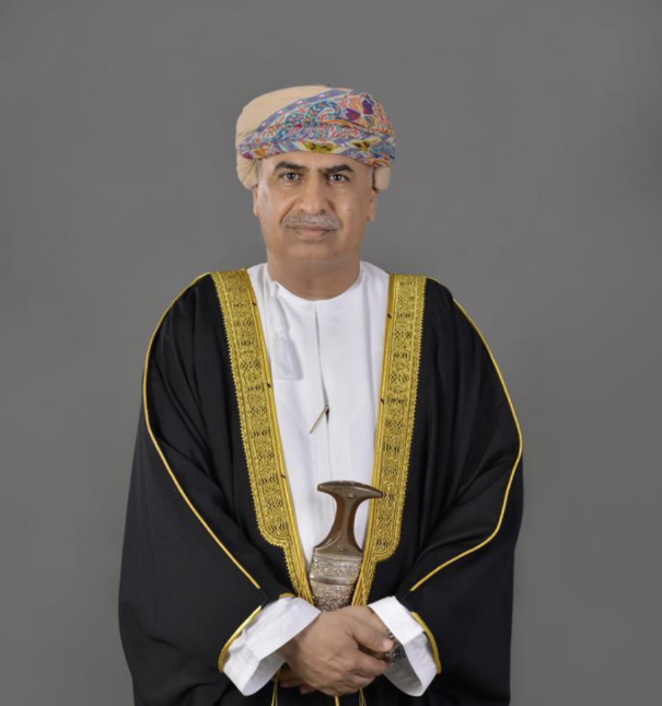 بالمناسبة المجيدة للعيد الوطني الثالث والخمسين المجيد رئيس جهاز الرقابة المالية والإدارية للدولة يؤكد أهمية الشراكة المؤسسية والمجتمعية في الحفاظ على المكتسبات الوطنية
