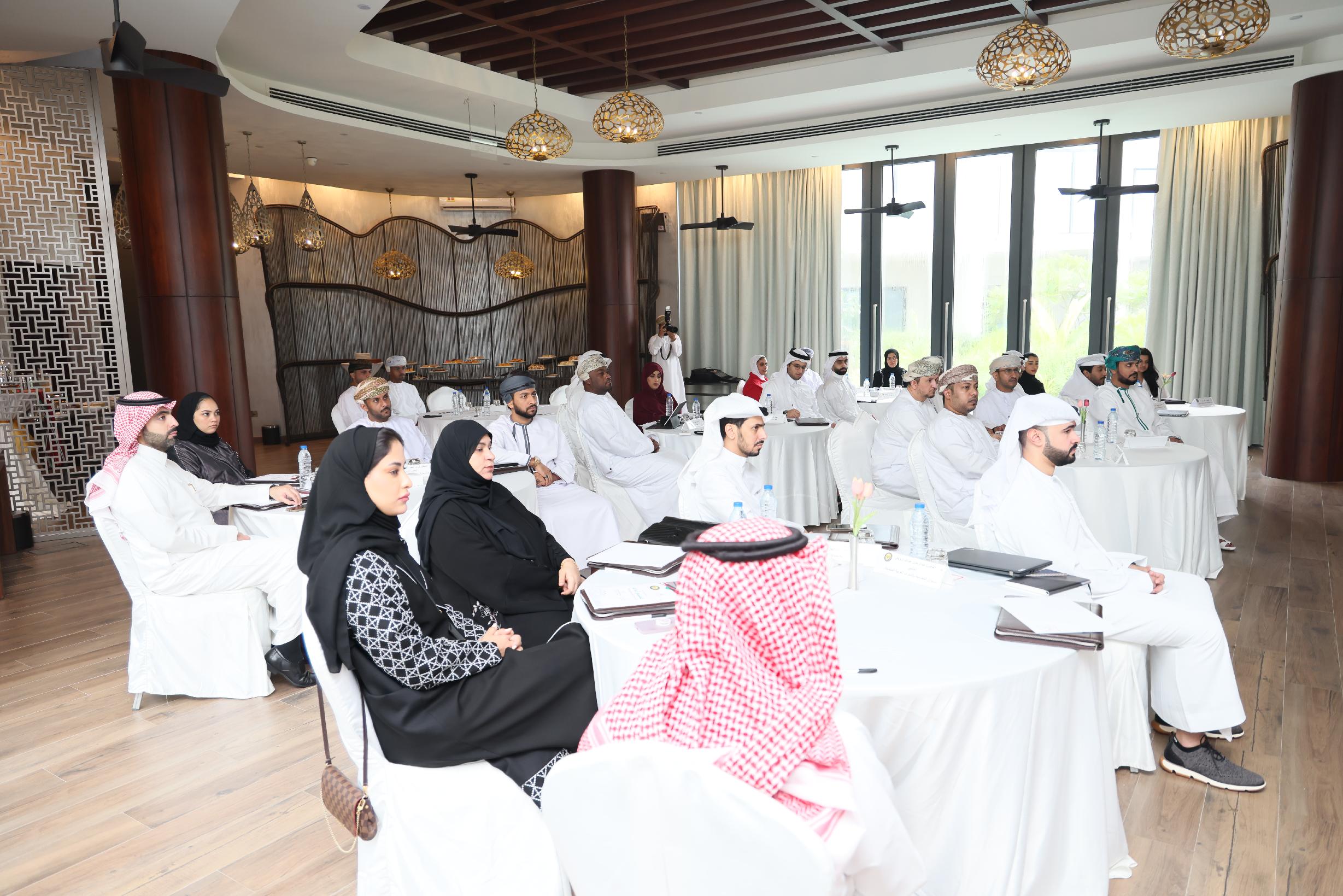 جهاز الرقابة ينفذ برنامج تدريبي بمشاركة واسعة من دواوين الرقابة المالية والمحاسبة بدول المجلس في مجال تقييم أداء الخطط الاستراتيجية